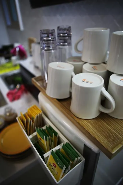 N Guesthouse Itaewon Seoul Hostel